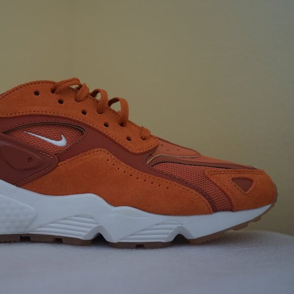 Sample Nike Air Huarache Runner DZ3306-800 Monar/Sail -Gum Dark BR Men's Size: 9 - Picture 4 of 16